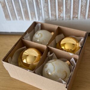 NEW Vitbis Elegant Gold and White Holiday Glass Ornaments - Set of 4